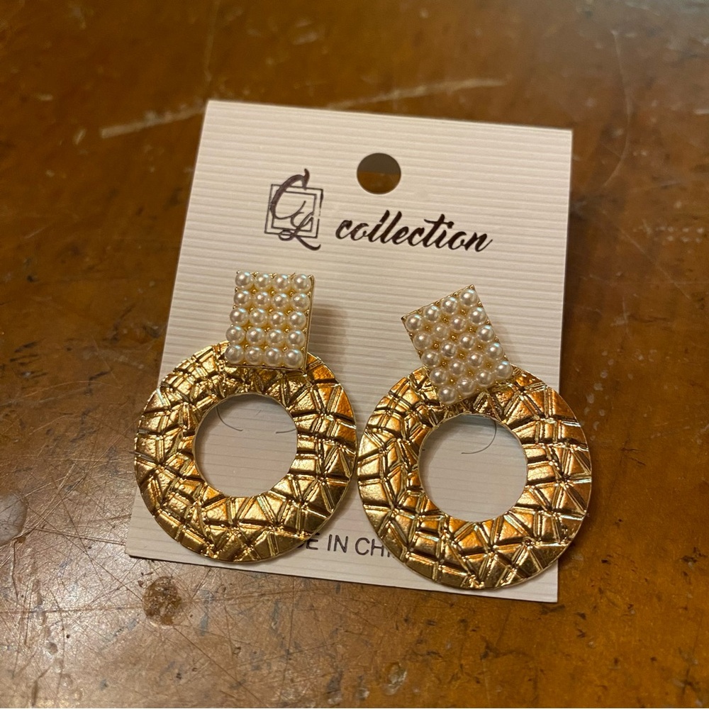 Collection Gold Pearl Drop Earrings NWT
